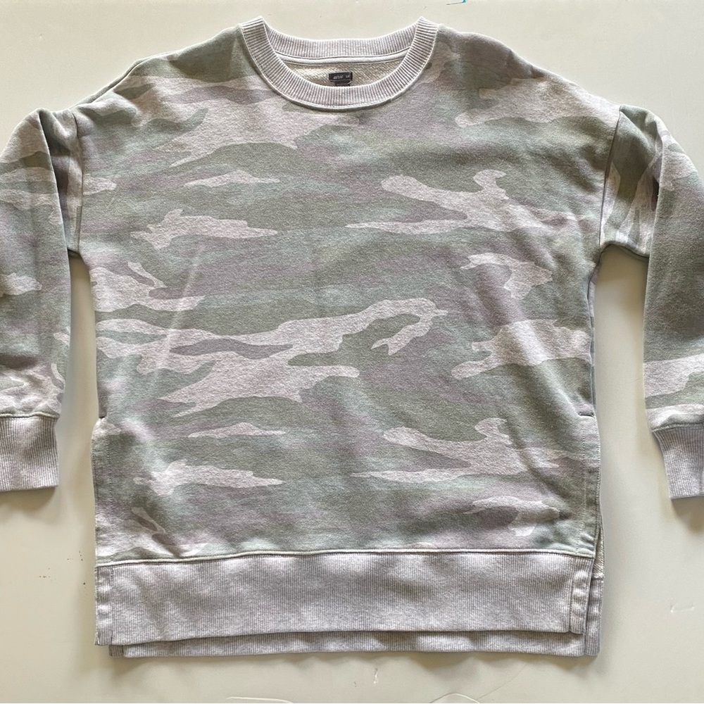 Aerie camo sweatshirt